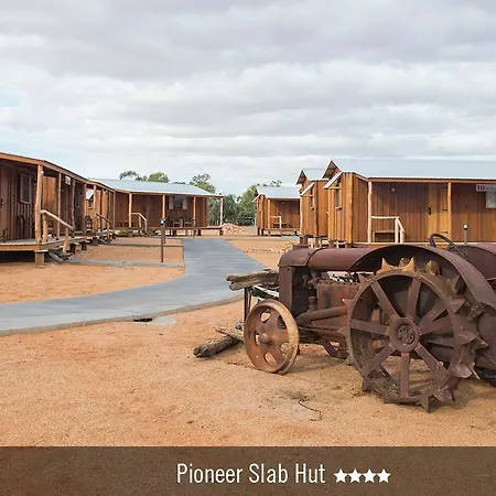 Saltbush Retreat Villa Longreach Exterior photo