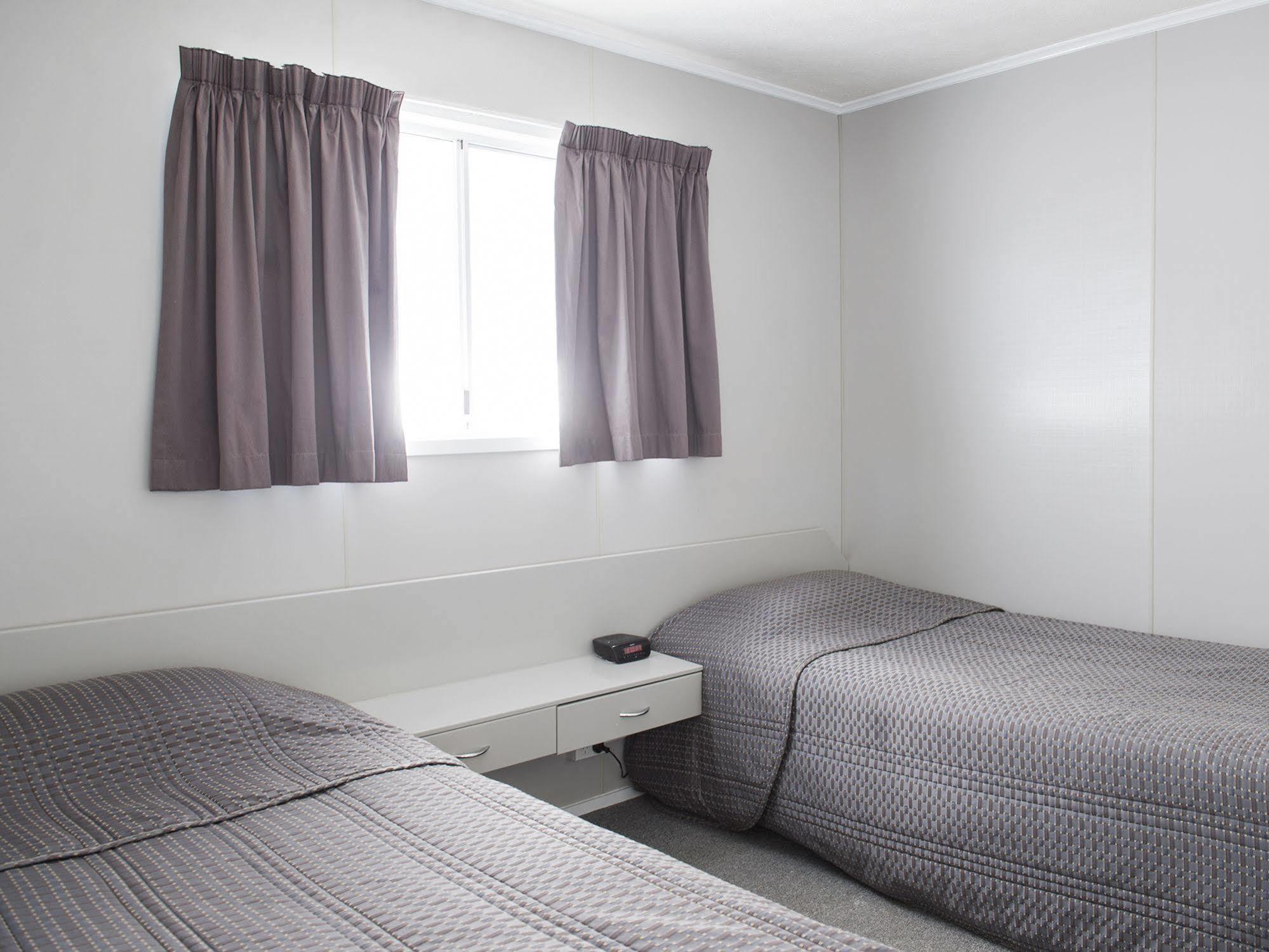 Saltbush Retreat * Longreach