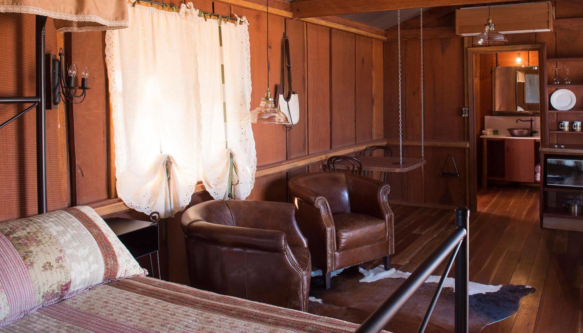 Lodge Saltbush Retreat *