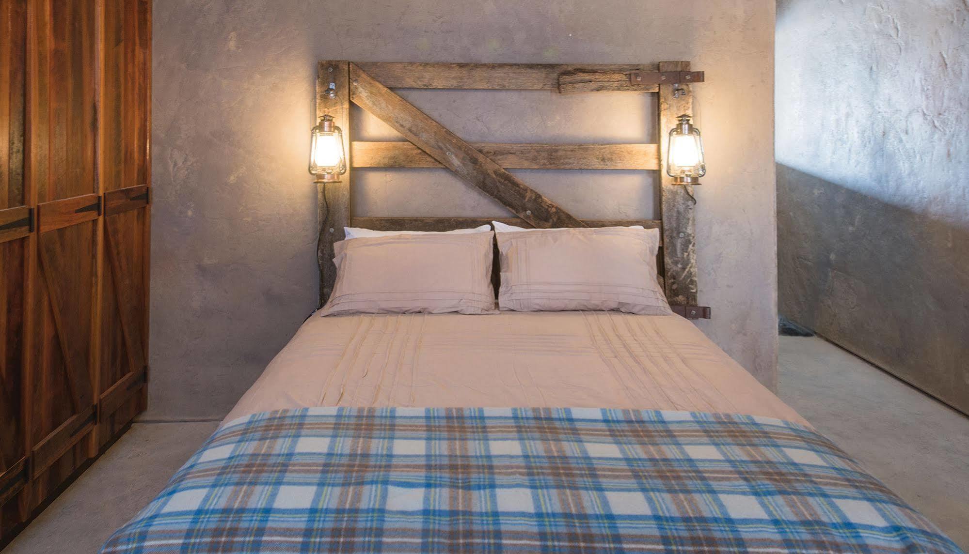 Saltbush Retreat *