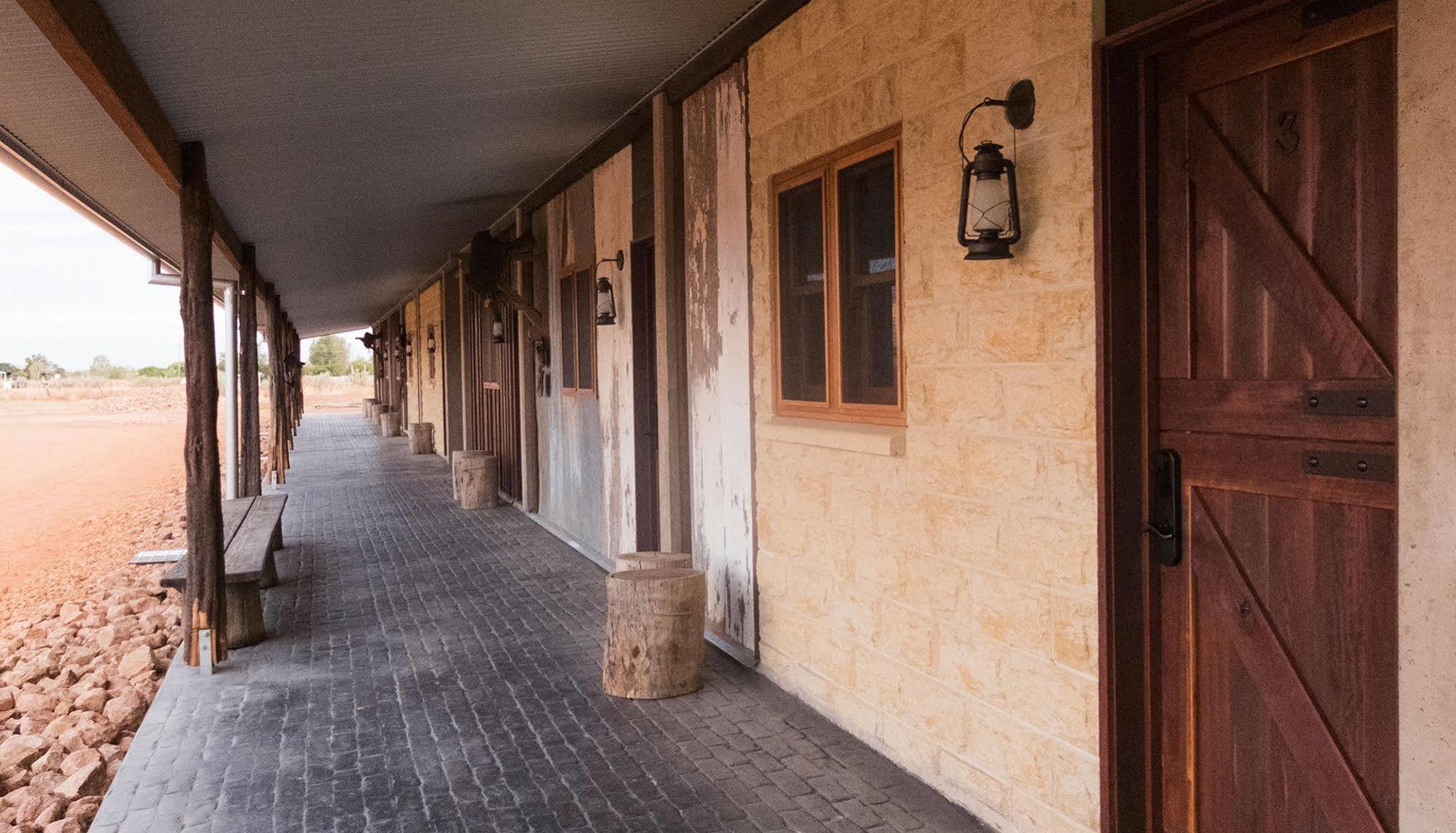 Saltbush Retreat