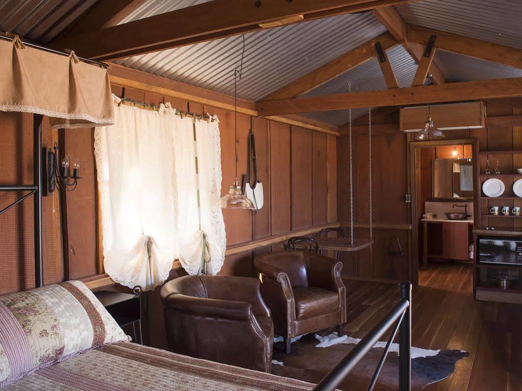 Saltbush Retreat Lodge