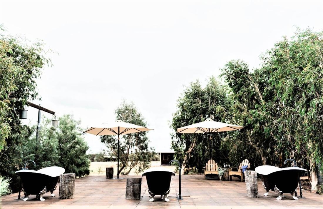 Lodge Saltbush Retreat *
